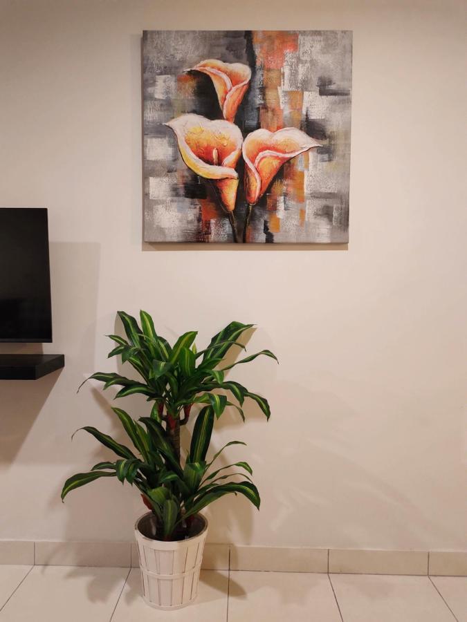 De Cozy Corner Suria Rafflesia Setia Alam Appartement Shah Alam Buitenkant foto
